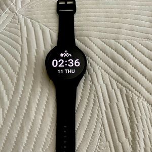 Samsung Galaxy watch 4 GPS + Cellular with various bands